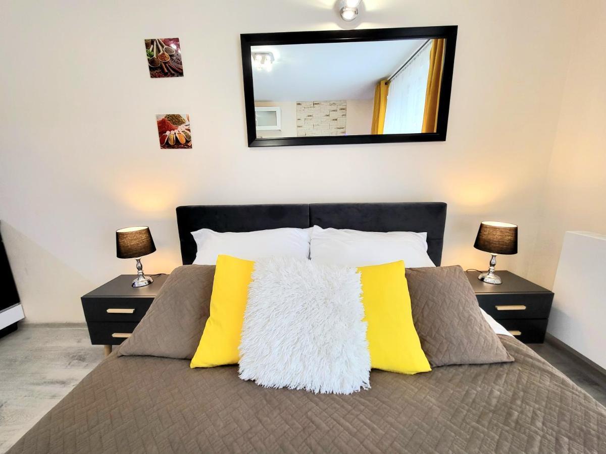 Cracow Novum Apartment Downtown 4 Persons Krakow Exterior photo